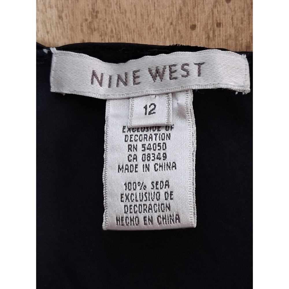 Nine West 100% SIlk Sleeveless Blouse With Embellished Collar/Yoke Black - Picture 2 of 6